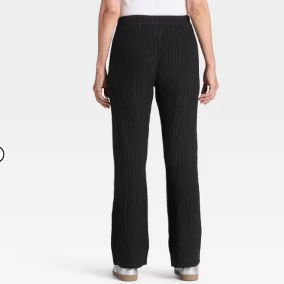 NWT Universal Thread Sweater Set - Picture 13 of 14